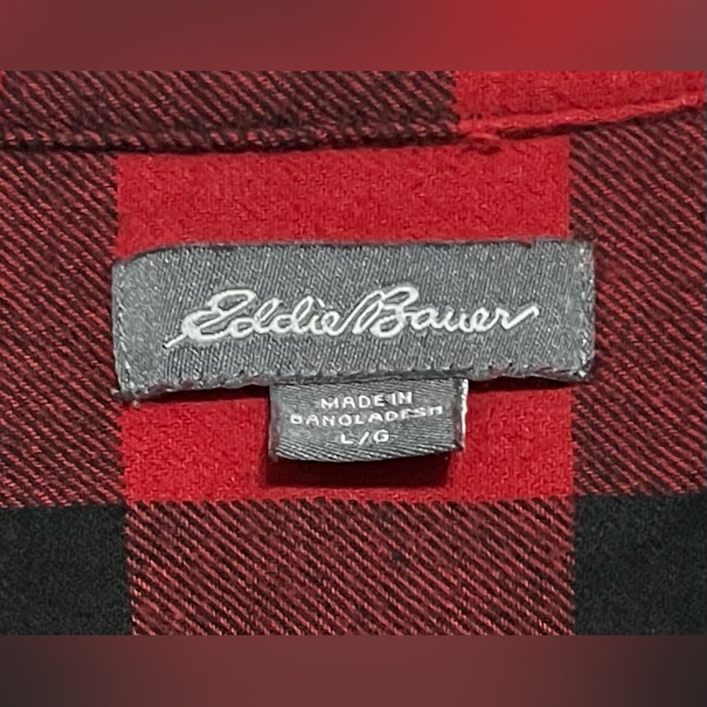 Eddie‎ Bauer Buffalo Red Black Checkered Button Flannel Shirt Men’s Size Large - Picture 2 of 8